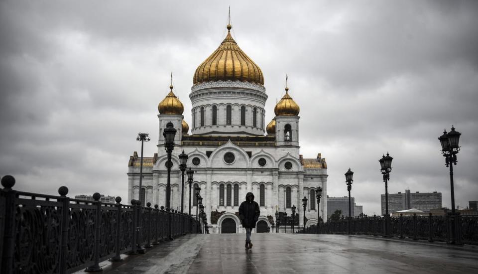 <div class="inline-image__caption"><p>The Christ-the-Savior cathedral, the main Russian Orthodox church in central Moscow, on June 2, 2020.</p></div> <div class="inline-image__credit">Alexander Nemenov/AFP via Getty Images</div>