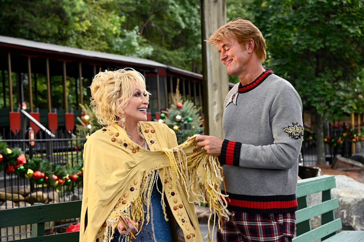 Dolly Parton's Mountain Magic Christmas - Season 2022