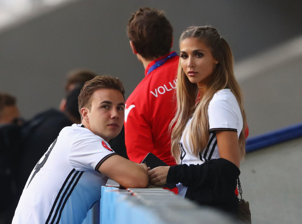 <p>Mario Götze und Ann-Kathrin Brömmel (Bild: Getty Images) </p>