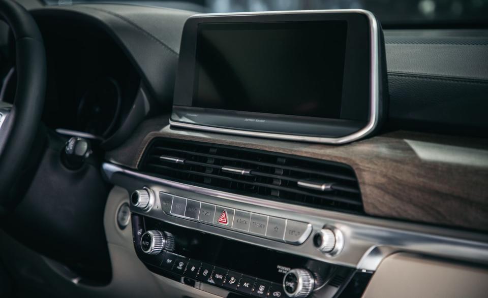 <p>Center control stacks canted several degrees toward the driver (as opposed to facing straight back at the rear of the car) used to be a BMW thing. Kia inserted the same subtle effect in the Telluride. It helps the driver see the central display and assorted controls better. The design also blends nicely into the Telluride's wide dash. Put in designer terms, "This communicates that this is a larger, substantial vehicle," per Kearns.</p>