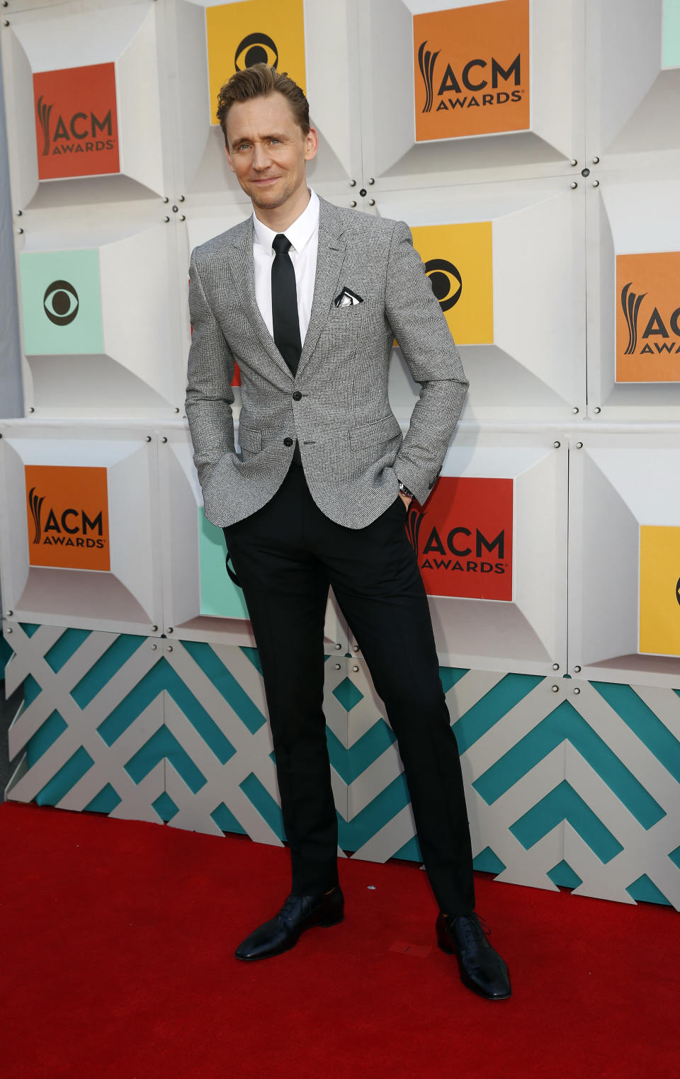 Actor Tom Hiddleston arrives at the 51st Academy of Country Music Awards in Las Vegas, Nevada April 3, 2016.  REUTERS/Steve Marcus