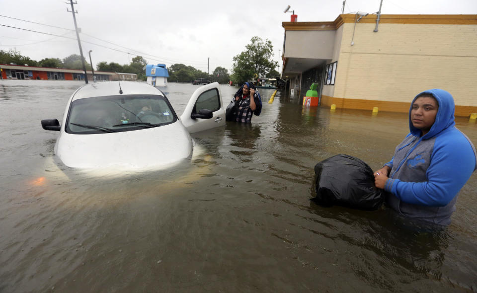 Dramáticas imágenes de los rescates en Texas