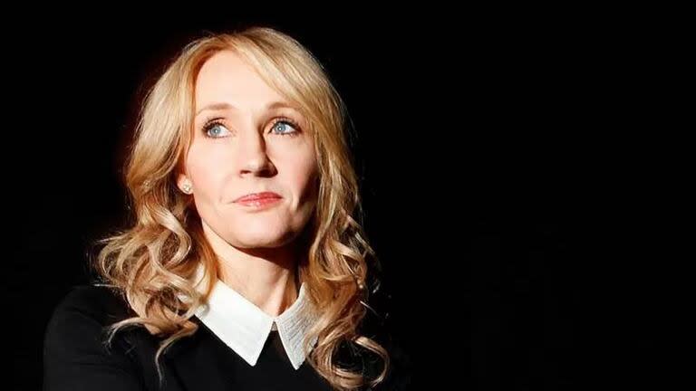 La autora JK Rowling escribió sobre la pelea