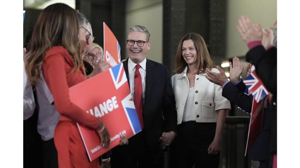 Labour leader Sir Keir Starmer and his wife Victoria at the 2024 General Election after winning