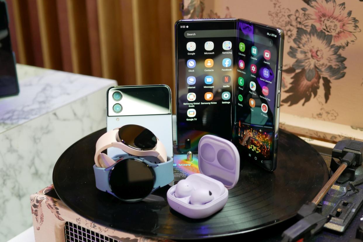 Samsung Galaxy Z Fold 4, Galaxy Z Flip 4, Galaxy Watch 5, Galaxy Buds 2 Pro Roundup.