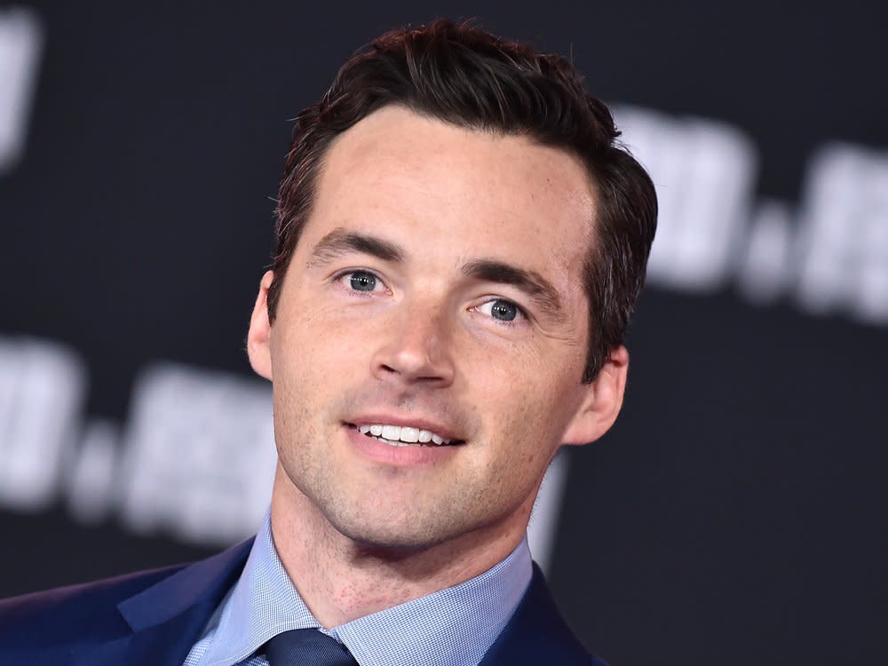 Ian Harding teilt süße Baby-News auf Instagram. (Bild: DFree/Shutterstock.com)