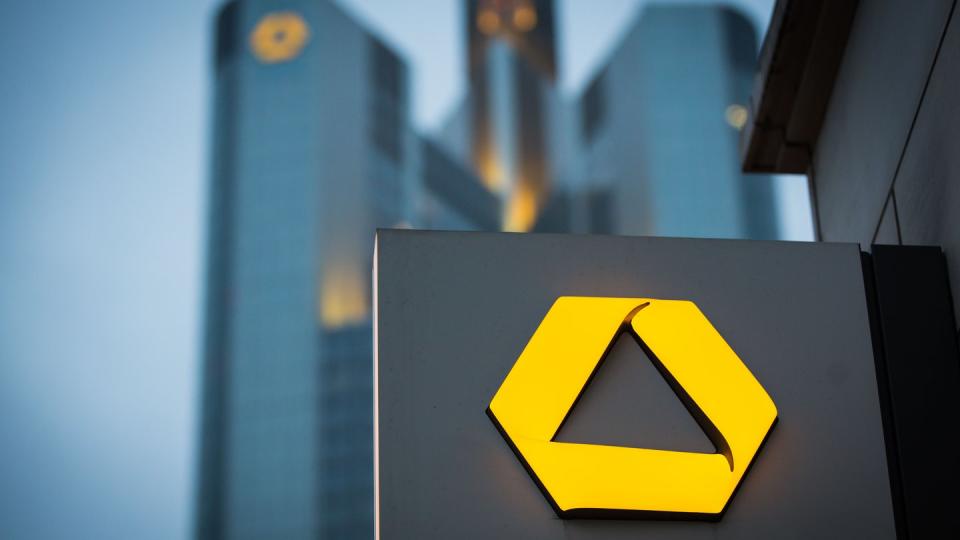 Eine Commerzbank-Filiale nahe der Zentrale in Frankfurt.