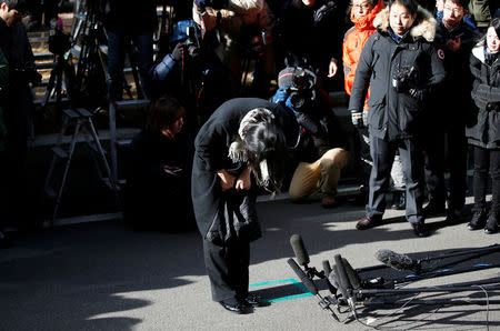 FILE PHOTO: Cho Hyun-ah, also known as Heather Cho, daughter of chairman of Korean Air Lines, Cho Yang-ho, bows in front of the media at the Seoul Western District Prosecutor's Office in Seoul December 17, 2014. REUTERS/Kim Hong-Ji/File Photo