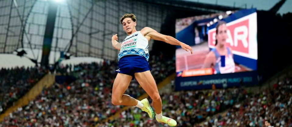 Jules Pommery décroche une belle médaille de bronze en saut en longueur.  - Credit:ANDREJ ISAKOVIC / AFP