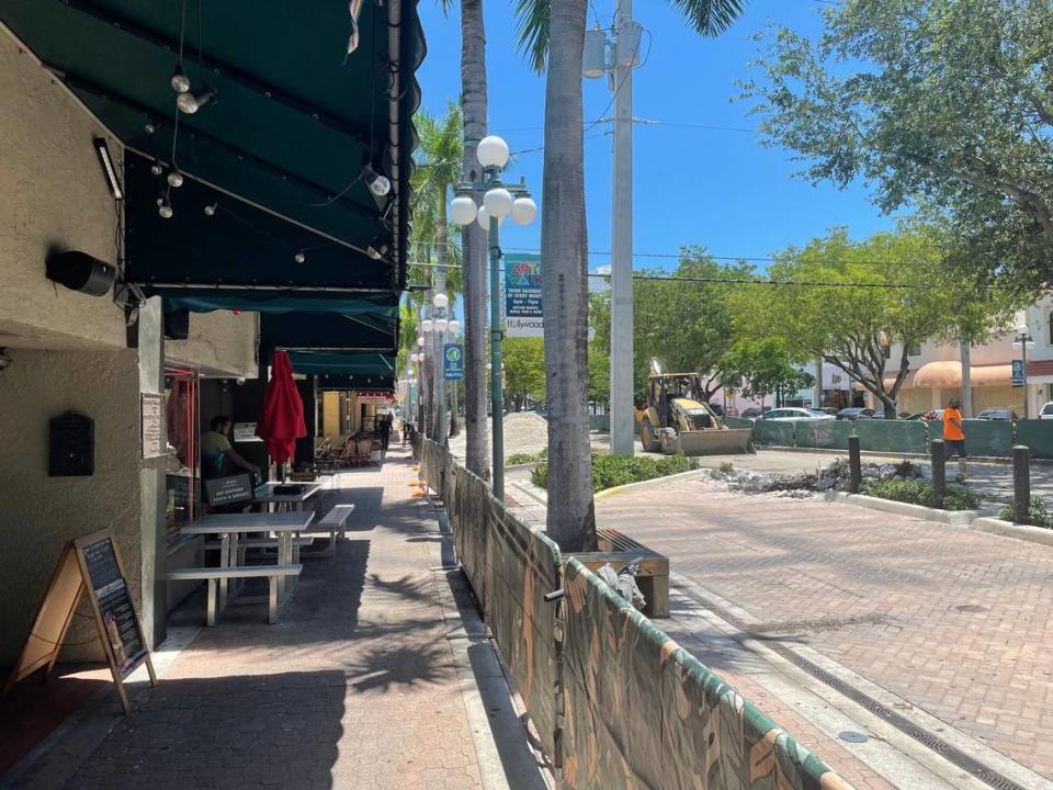 A section of Hollywood Boulevard is closed during the construction of the Hollywood Boulevard Streetscape Project on May 9, 2023. Omar Rodríguez Ortiz