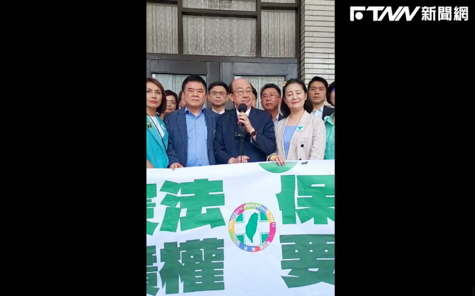 民進黨團總召柯建銘表示，將於最短時間內提出釋憲。（圖／民進黨團臉書）