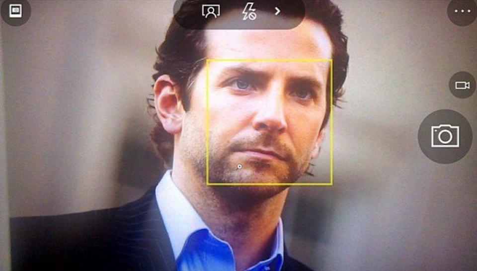 拍照更便利 Win 10 Mobile加入臉部追焦