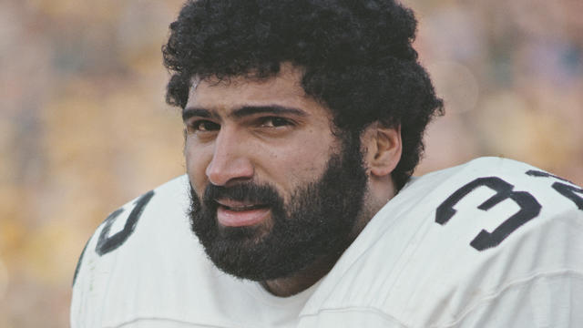 Steelers President Art Rooney II announces Franco Harris' #32 will