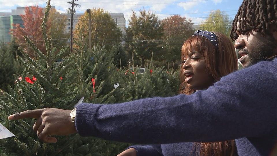 Aisha and Jerrod Owens start their own Thanksgiving tradition as newlyweds and pick out their Christmas tree