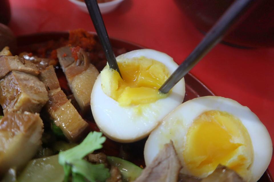 jin ji teochew braised duck - yolk prod