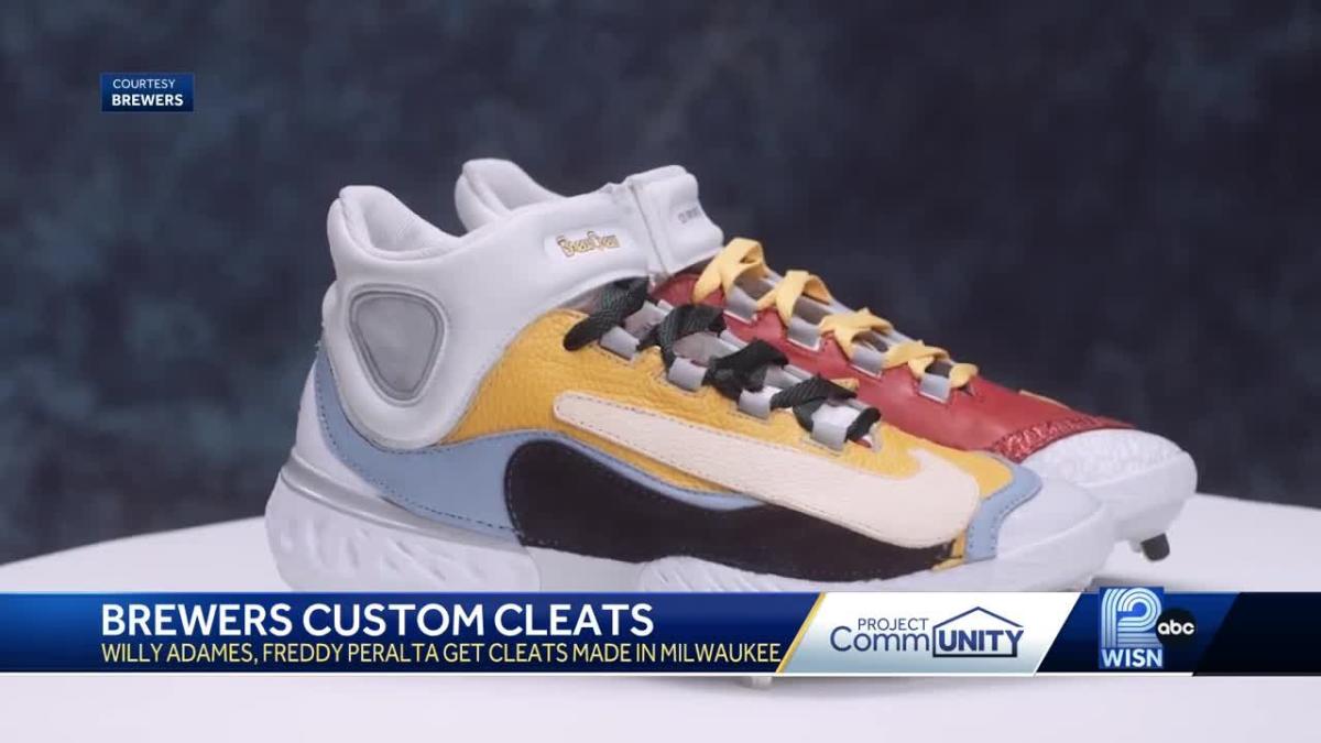 Brewers' Adames, Peralta debut custom cleats in honor of Hispanic Heritage  Month