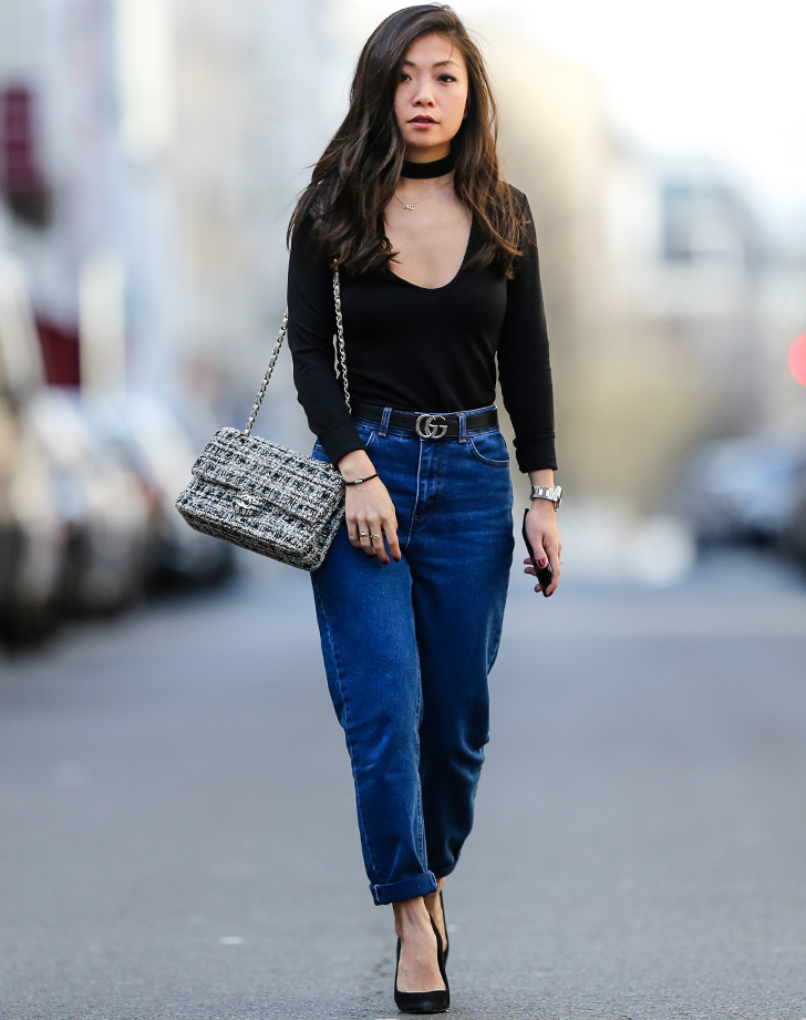 8 Mom Jeans Outfits That You Can Re-Create (Without Going Shopping!)