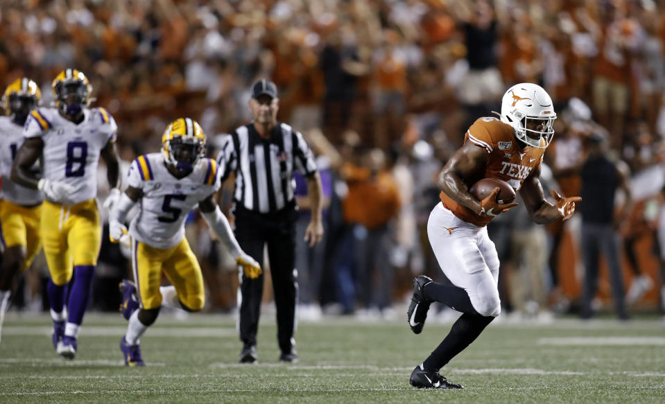 Texas Longhorns wide receiver Devin Duvernay #6, runs to the end zone for a touchdown against the LSU Tigers, Saturday Sept. 7, 2019 at Darrell K Royal-Texas Memorial Stadium in Austin, Tx. ( Photo by Edward A. Ornelas )