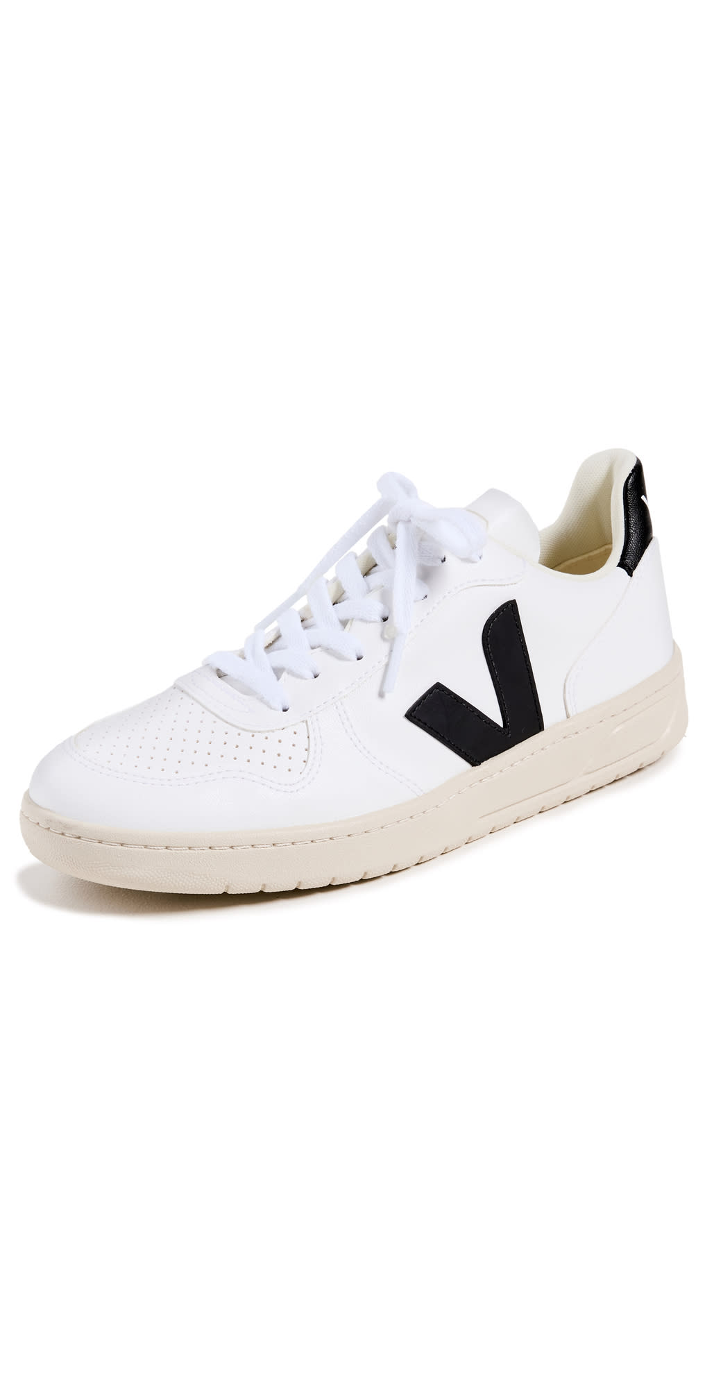 <p><a href="https://go.redirectingat.com?id=74968X1596630&url=https%3A%2F%2Fwww.shopbop.com%2Flaceup-sneakers-veja%2Fvp%2Fv%3D1%2F1556691262.htm&sref=https%3A%2F%2Fwww.veranda.com%2Fluxury-lifestyle%2Fluxury-fashion-jewelry%2Fg44119266%2Fkate-middleton-meghan-markle-favorite-sneakers%2F" rel="nofollow noopener" target="_blank" data-ylk="slk:Shop Now;elm:context_link;itc:0;sec:content-canvas" class="link rapid-noclick-resp">Shop Now</a></p><p>Veja V-10 Lace Up Sneakers</p><p>$195.00</p><p>shopbop.com</p>