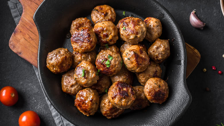 Pan of cooked meatballs