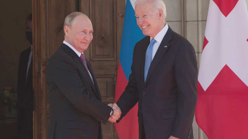 Russia's Vladimir Putin poses a more urgent foreign policy challenge than China for President Biden. <span class="copyright">(Eli Stokols / Los Angeles Times)</span>