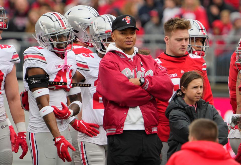 Bears quarterback Justin Fields watches the 2022 Ohio State spring game.