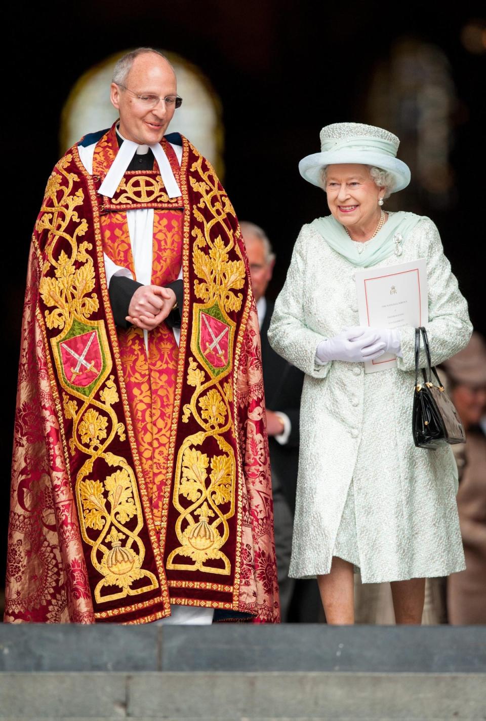 The Dean of St Paul’s, Dr David Ison, pictured with the Queen, will conduct the monarch’s service of thanksgiving (Dominic Lipinski/PA) (PA Archive)