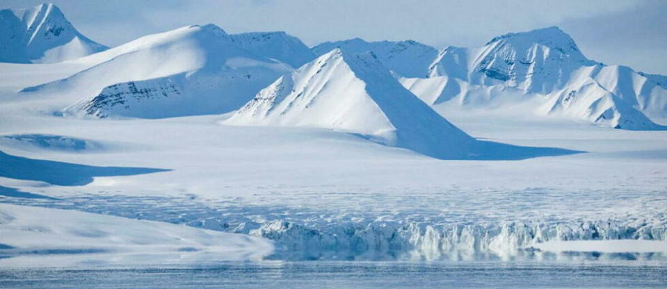 Le cliamt se réchauffe quatre fois plus vite que le reste du globe  - Credit:JONATHAN NACKSTRAND / AFP