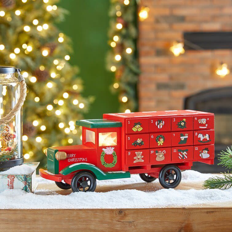 Wooden Christmas Truck Countdown