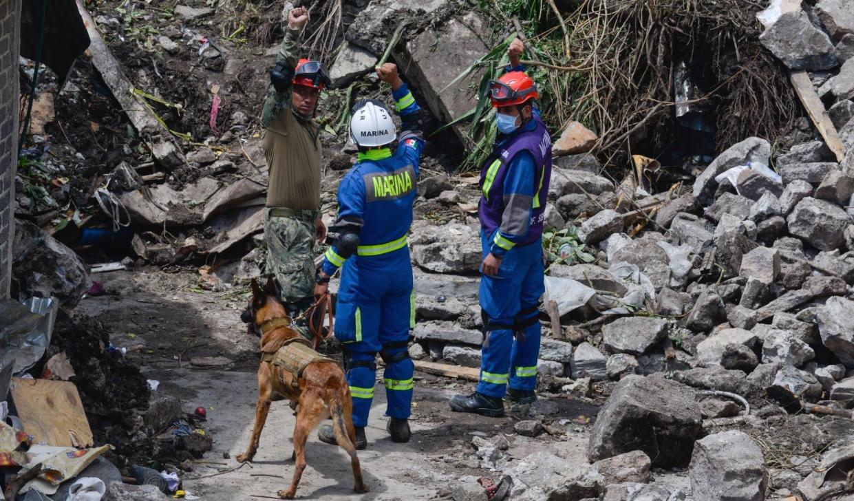 Hallan restos de menor desaparecido tras derrumbe en Cerro del Chiquihuite; suman 2 fallecidos