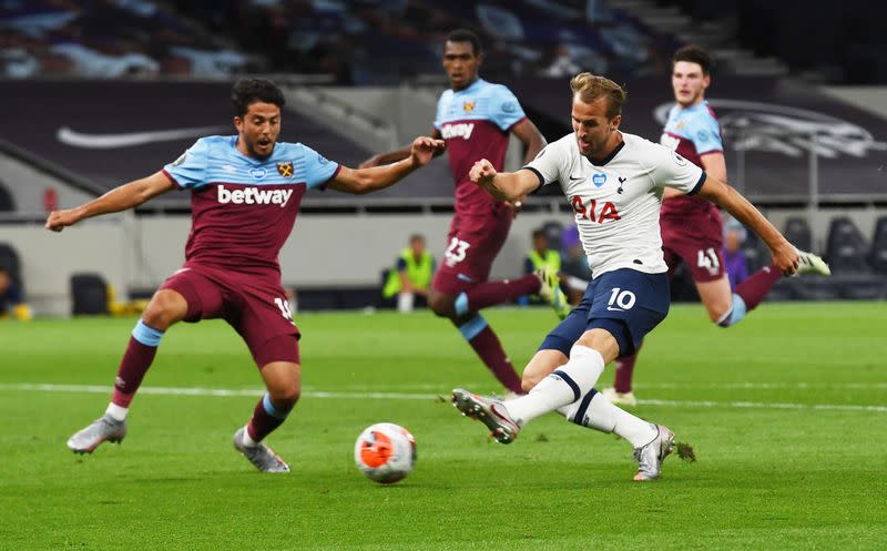 Premier League - Tottenham Hotspur v West Ham United