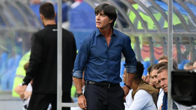 Joachim Löw plädiert für Geduld im Umgang mit dem Video-Beweis