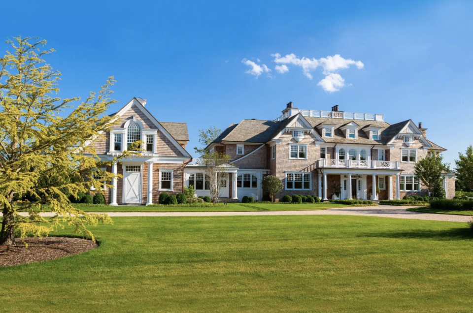 The sweeping lawn of Twin Peak in Southampton.