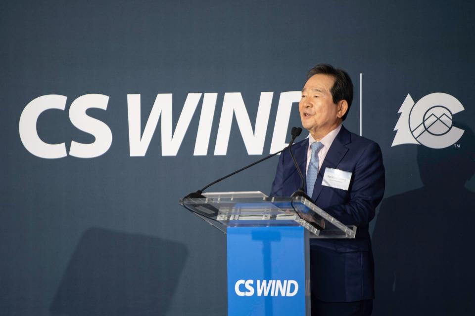 Former South Korean Prime Minister Chung Sye-Kyun speaks to a crowd gathered for the CS Wind expansion groundbreaking ceremony on Tuesday, April 4, 2023, in Pueblo, Colo.
