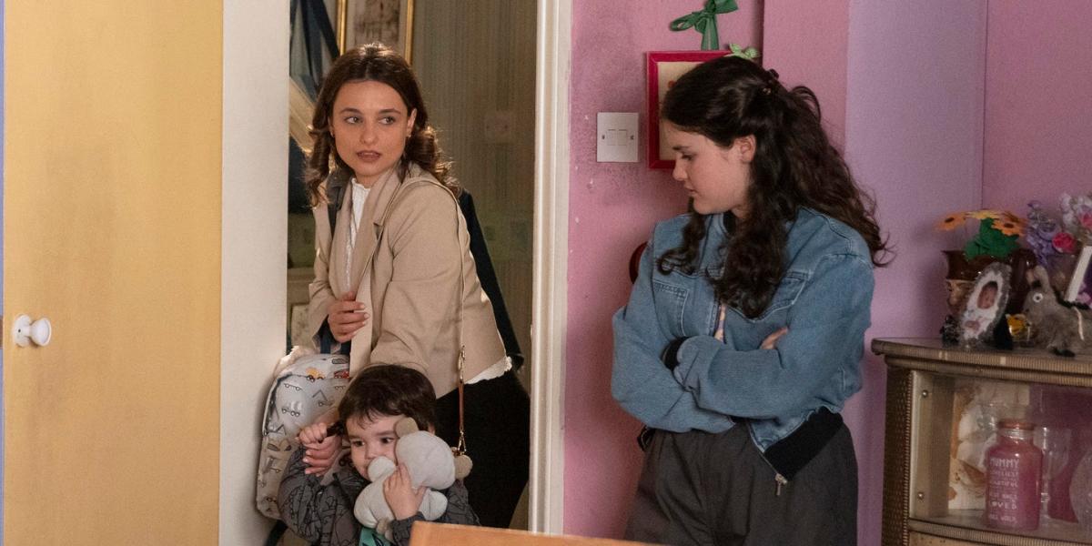 Coronation Street's Hope is accused of terrorising Alina