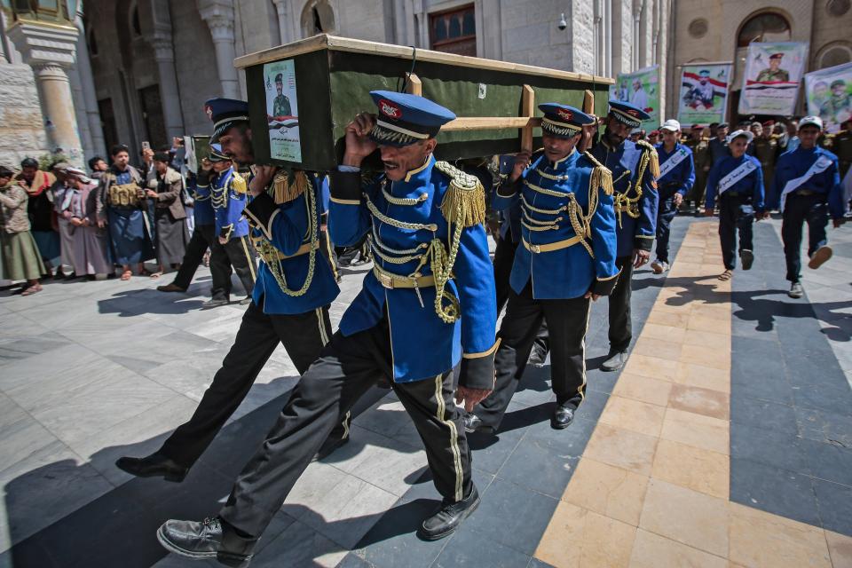 Image: Houthi Rebel Fighters Funeral in Yemen (Hani Al-Ansi / Zuma Press)