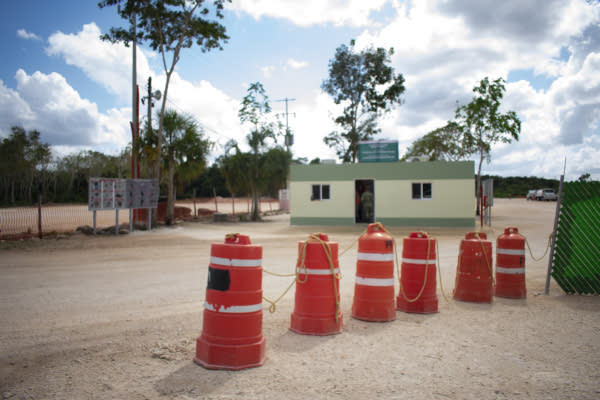 Uno de los campamentos del Cuerpo de Ingenieros del Ejército en el municipio de Felipe Carrillo Puerto, Quintana Roo. Foto: <span>Orsetta Bellani.</span>