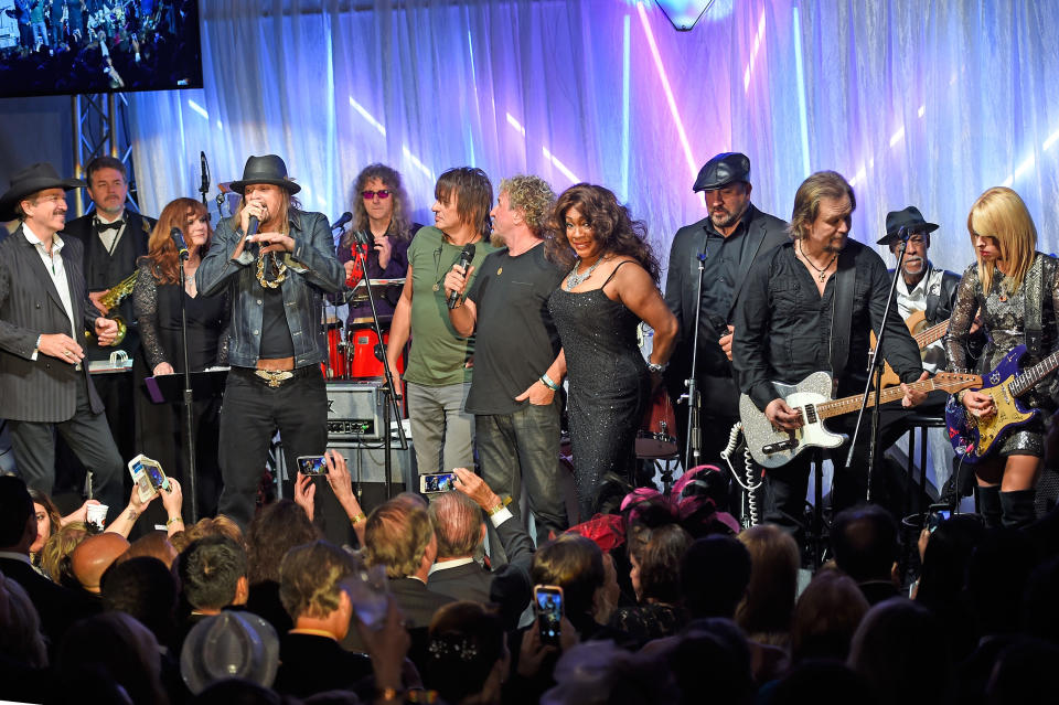 Kix Brooks, Kid Rock, Ritchie Sambora,  Sammy Hagar, Mary Wilson, Joey Fatone, Travis Tritt, and Orianthi