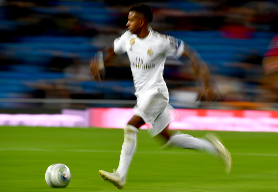 Le Real Madrid n’a pas fait de détails face à Galatasaray grâce notamment à un triplé de Rodrygo et un doublé de Benzema.