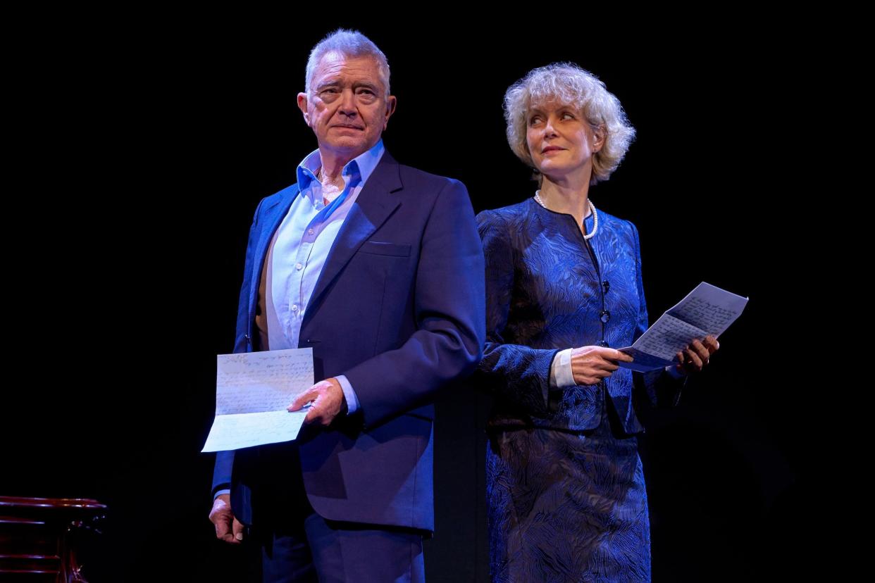 <p>Martin Shaw & Jenny Seagrove in Love Letters at the Theatre Royal Haymarket</p> (Paul Coltas)