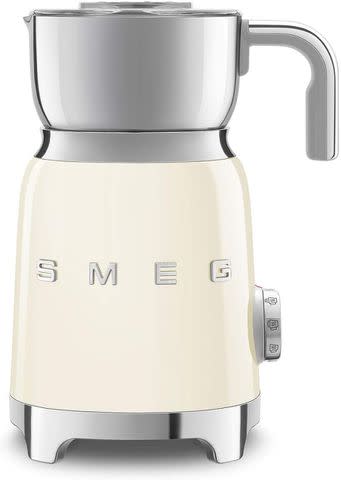 Set Steam Wand To Stun: Automated Milk Frother