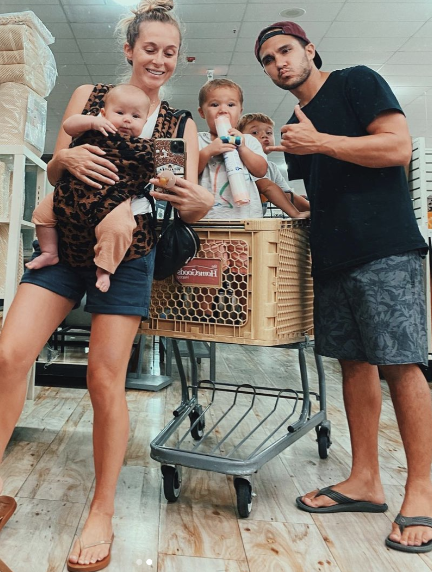 Alexa PenaVega shops with her family. (Photo: Instagram)