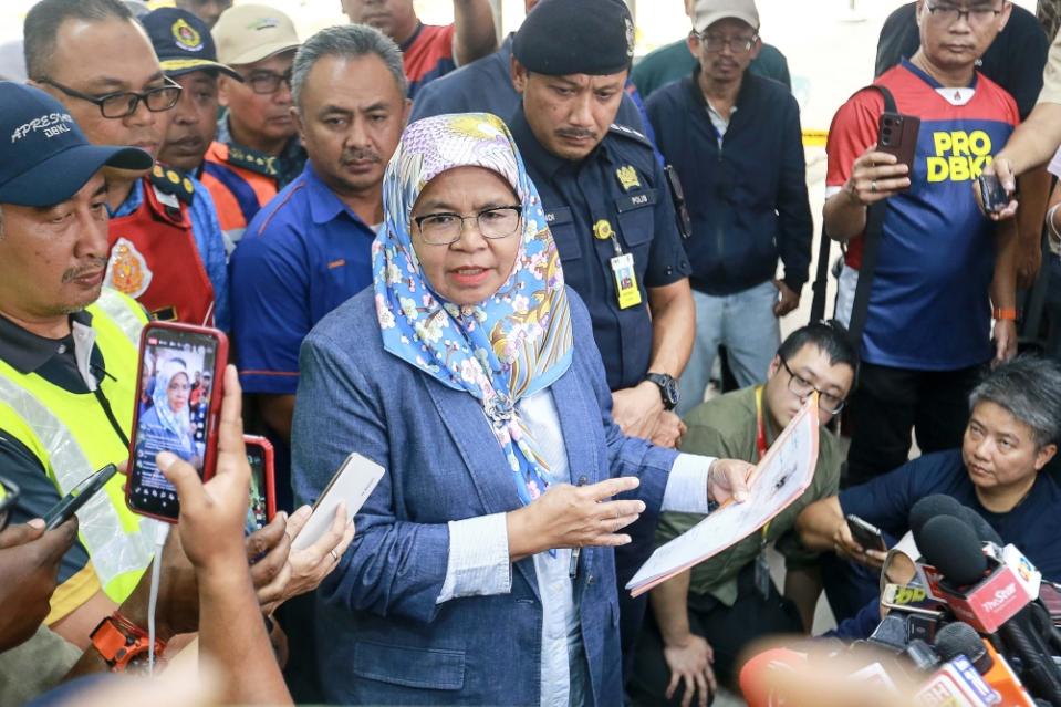 Kuala Lumpur Mayor Datuk Seri Maimunah Mohd Sharif during the press conference earlier. — Photo by Sayuti Zainudin