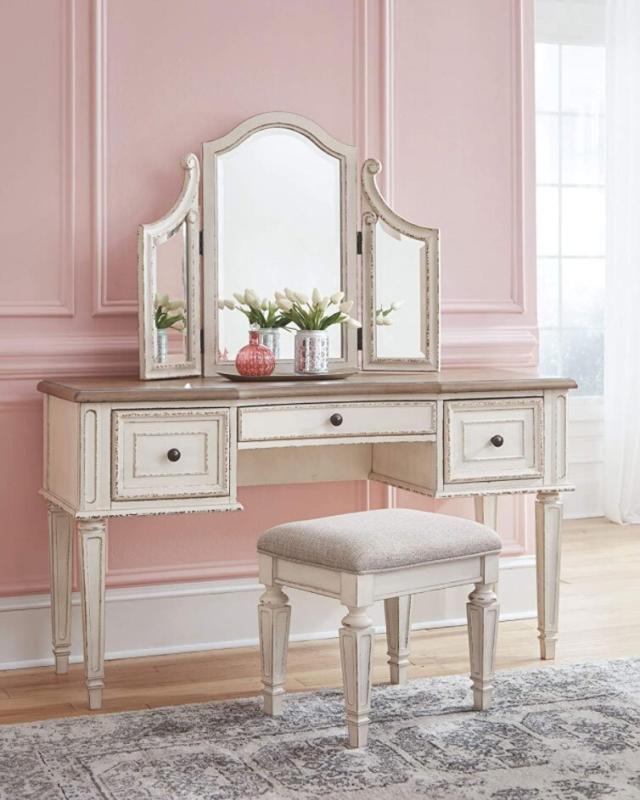 Let S Bring Back The Makeup Vanity Table, Best Vanity Desk With Mirror