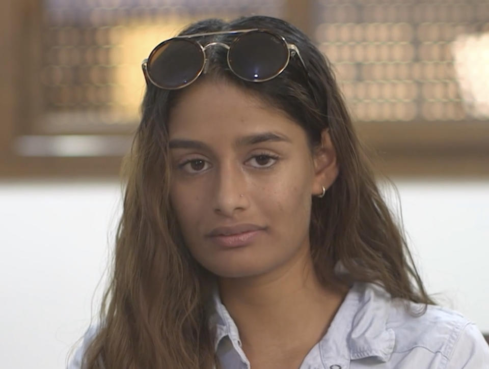 Shamima Begum apologises to UK public in television interviews.  (BBC News) 