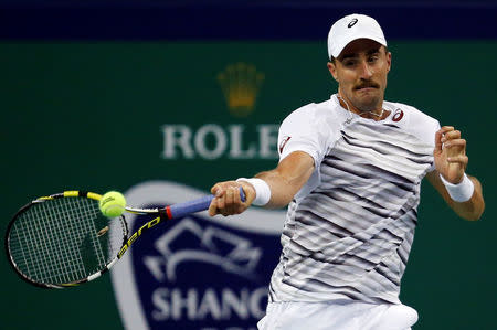 Tennis - Shanghai Masters tennis tournament - Shanghai, China - 12/10/16. Steve Johnson of U.S. plays against Andy Murray of Britain. REUTERS/Aly Song