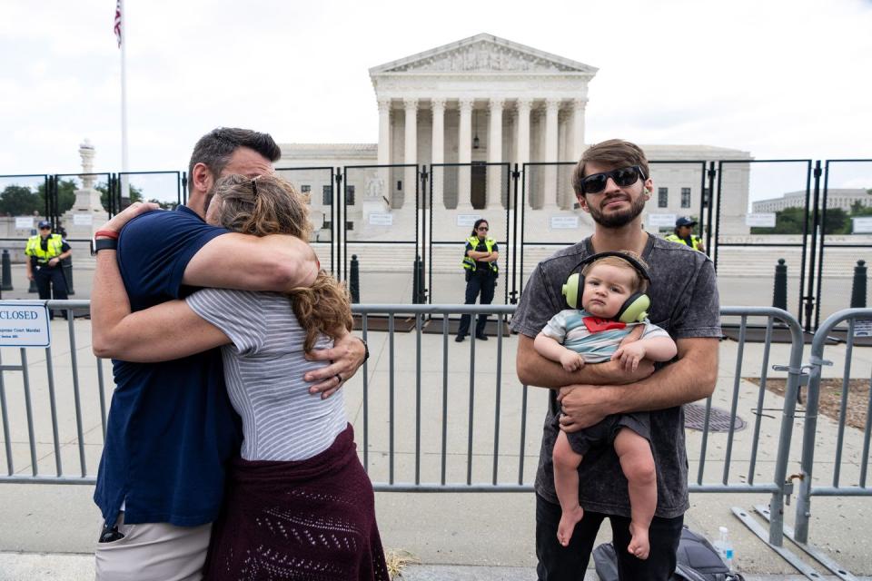 Photos From Outside the Supreme Court After Roe v. Wade Is Overturned