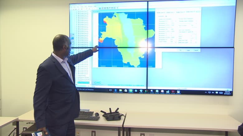 Manitoba flood forecast data centre getting busy