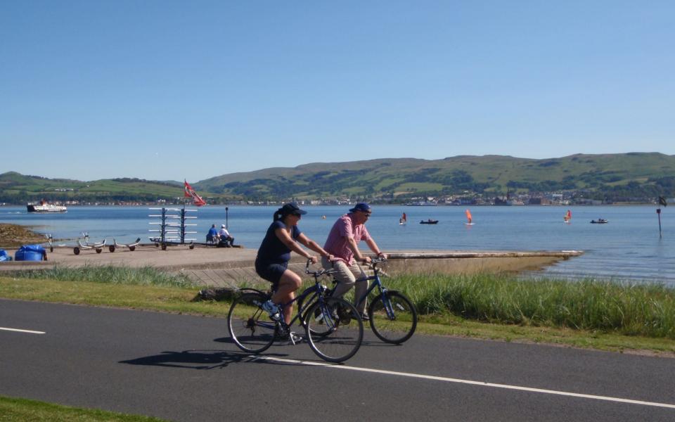 cumbrae cycling - Robin McKelvie