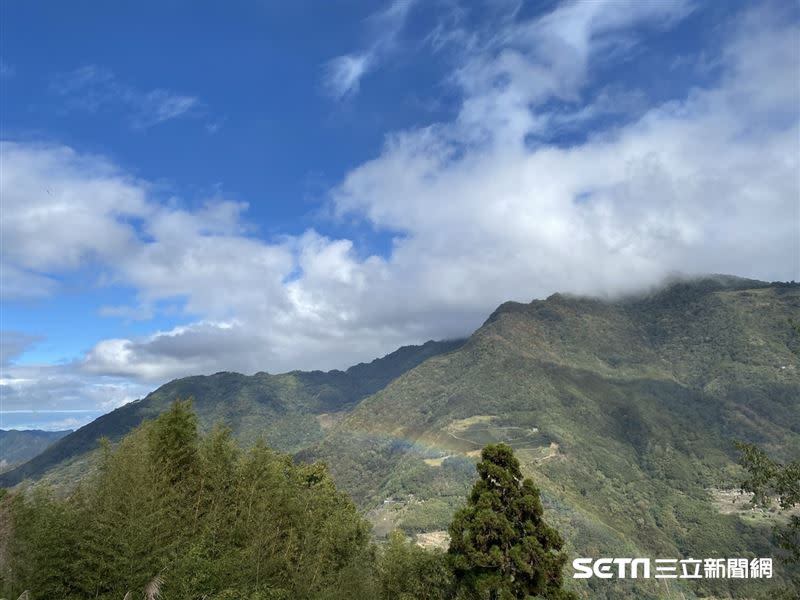 有雲端部落之稱的巴陵拉拉山景色。（圖／記者林恩如攝影）